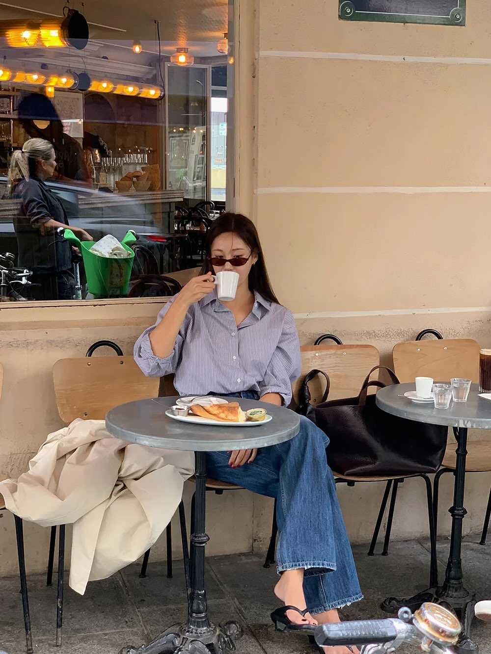 Giờ sáng suốt nhất là sắm 4 kiểu áo mỏng, nhiều mẫu tới mùa hè mặc vẫn đẹp- Ảnh 7. Giờ sáng suốt nhất là sắm 4 kiểu áo mỏng, nhiều mẫu tới mùa hè mặc vẫn đẹp- Ảnh 7.