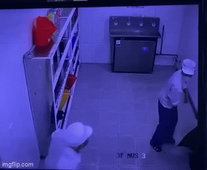 Vụ nữ đồng nghiệp bị s&agrave;m sỡ trong nh&agrave; vệ sinh c&ocirc;ng ty: Tạm giữ nam c&ocirc;ng nh&acirc;n sinh năm 1992- Ảnh 2.