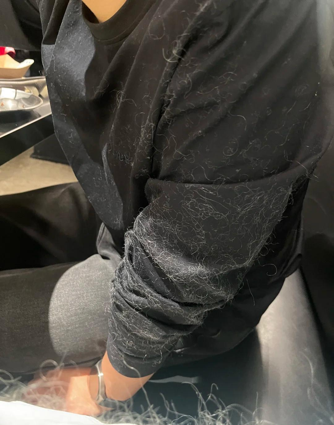 Dọn nửa tủ quần &aacute;o mới ngộ ra: 8 kiểu đồ &ldquo;nh&igrave;n th&igrave; m&ecirc;&rdquo; nhưng mặc cực kh&oacute; - mua về chỉ tổ ph&iacute; tiền- Ảnh 4.