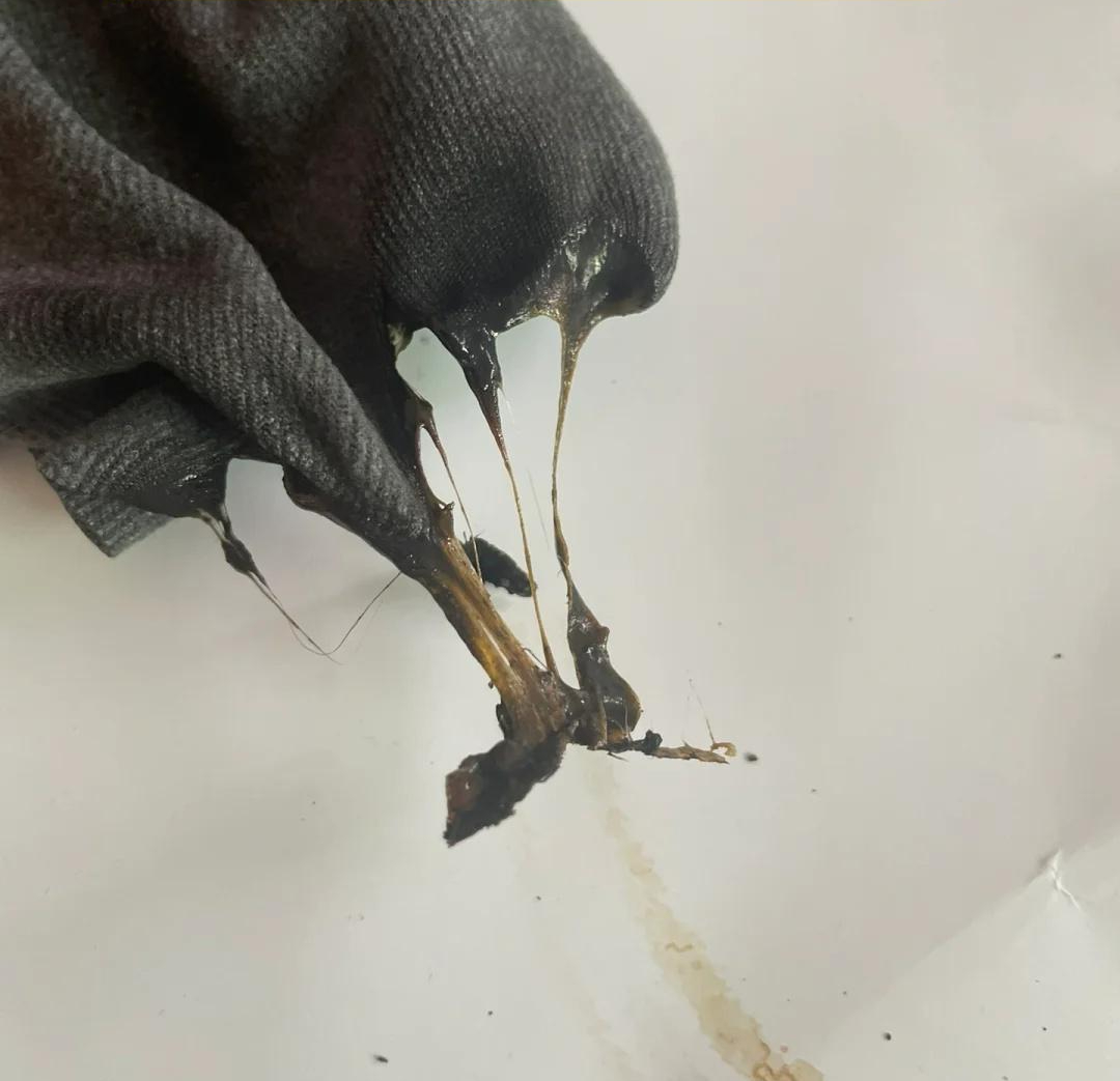 Dọn nửa tủ quần &aacute;o mới ngộ ra: 8 kiểu đồ &ldquo;nh&igrave;n th&igrave; m&ecirc;&rdquo; nhưng mặc cực kh&oacute; - mua về chỉ tổ ph&iacute; tiền- Ảnh 6.