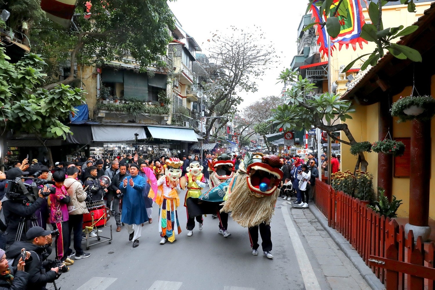 Người dân phố cổ cần chú ý thông tin này vào tuần sau- Ảnh 4. Người dân phố cổ cần chú ý thông tin này vào tuần sau- Ảnh 4.