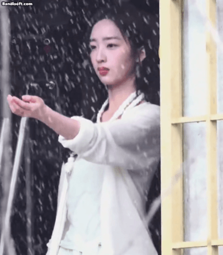 Tại sao đến tận 2026 cặp đ&ocirc;i n&agrave;y mới d&iacute;nh v&agrave;o nhau vậy: Nh&agrave; g&aacute;i l&agrave; thi&ecirc;n thần tuyết, nh&agrave; trai đẹp chấn động- Ảnh 3.