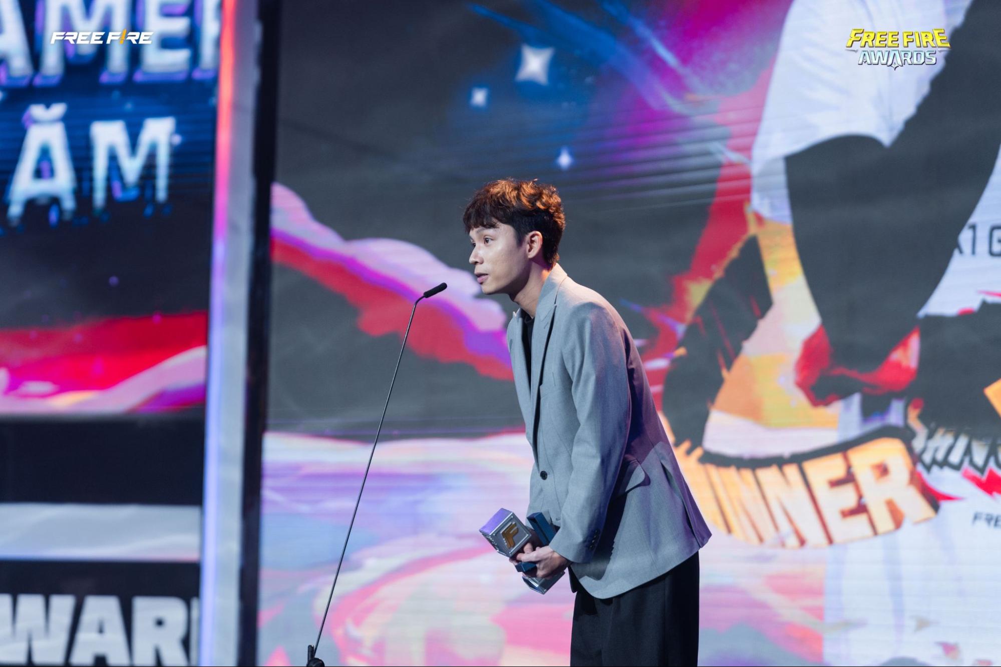 Những khoảnh khắc ấn tượng nhất tại đêm Gala Free Fire Awards 2025- Ảnh 4. Những khoảnh khắc ấn tượng nhất tại đêm Gala Free Fire Awards 2025- Ảnh 4.