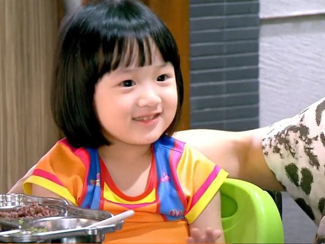 Sao nh&iacute; Bố Ơi! M&igrave;nh Đi Đ&acirc;u Thế? được Quốc vương Brunei khen ngợi: 15 tuổi cao 1m75, nhan sắc thắng đời tuyệt đối- Ảnh 1.