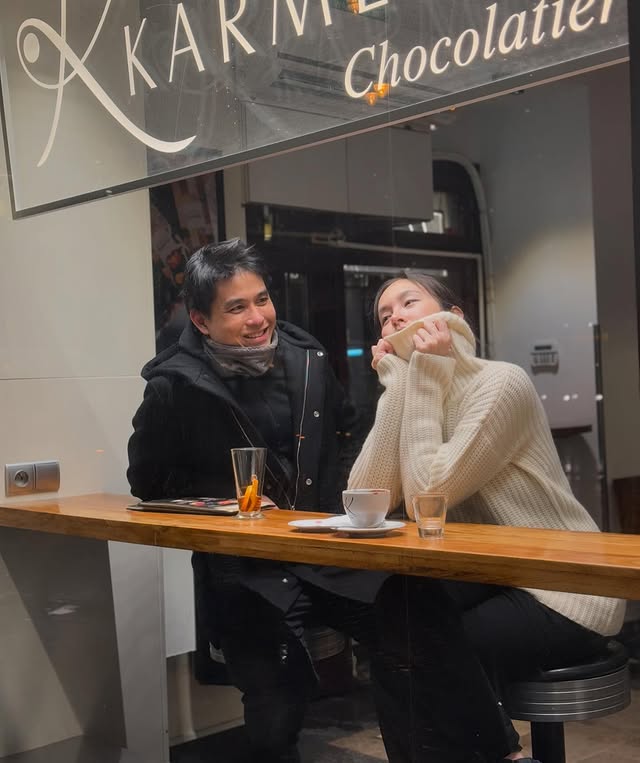 Nữ hoàng chuyển giới Nong Poy: 40 tuổi đẹp thách thức thời gian, cưới chồng hào môn gia thế khủng- Ảnh 15. Nữ hoàng chuyển giới Nong Poy: 40 tuổi đẹp thách thức thời gian, cưới chồng hào môn gia thế khủng- Ảnh 15.