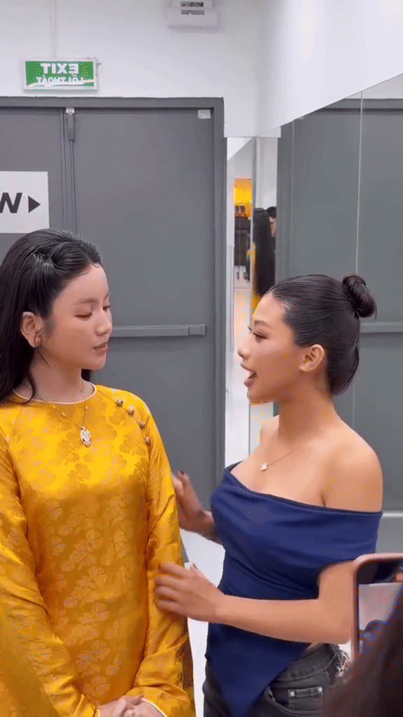 Chu Thanh Huyền có app và không app, nó khác lắm!- Ảnh 1. Chu Thanh Huyền có app và không app, nó khác lắm!- Ảnh 1.