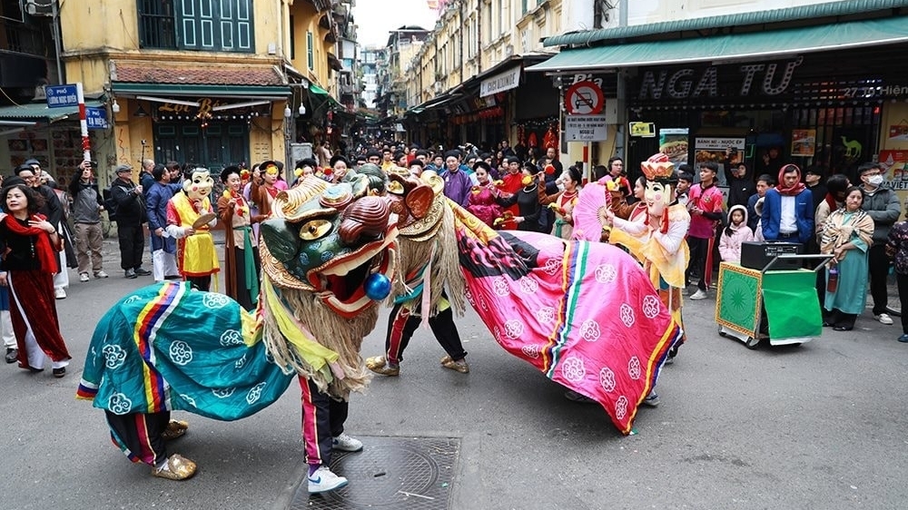Người dân phố cổ cần chú ý thông tin này vào tuần sau- Ảnh 3. Người dân phố cổ cần chú ý thông tin này vào tuần sau- Ảnh 3.