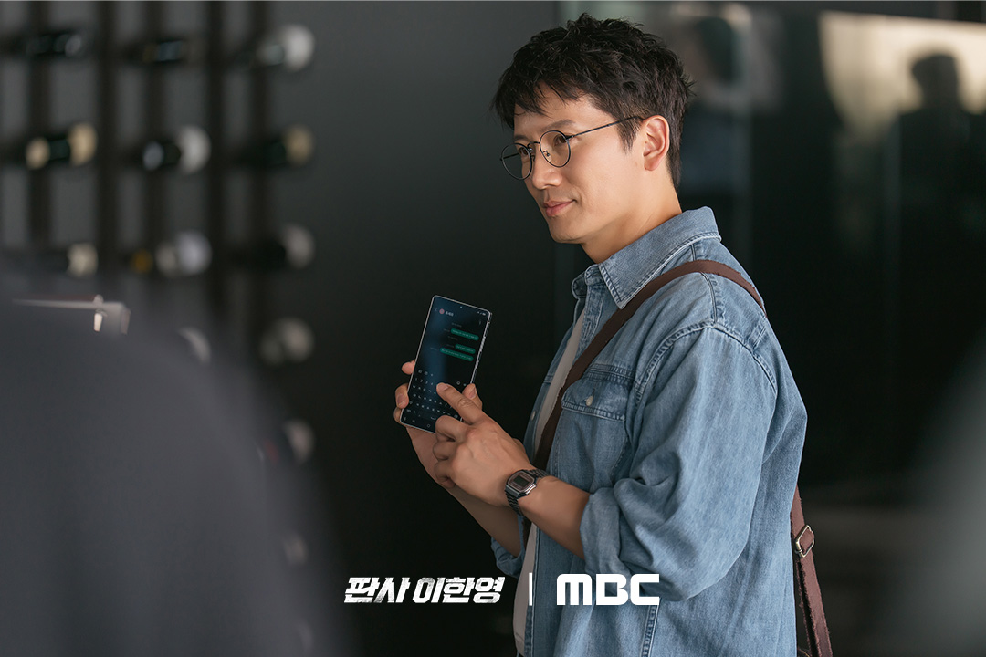 Mới đầu năm đ&atilde; c&oacute; phim H&agrave;n lập kỷ lục rating cao nhất mọi thời đại: Nam ch&iacute;nh l&agrave; "trần nh&agrave;&rdquo; diễn xuất 20 năm chưa từng thất bại- Ảnh 2.