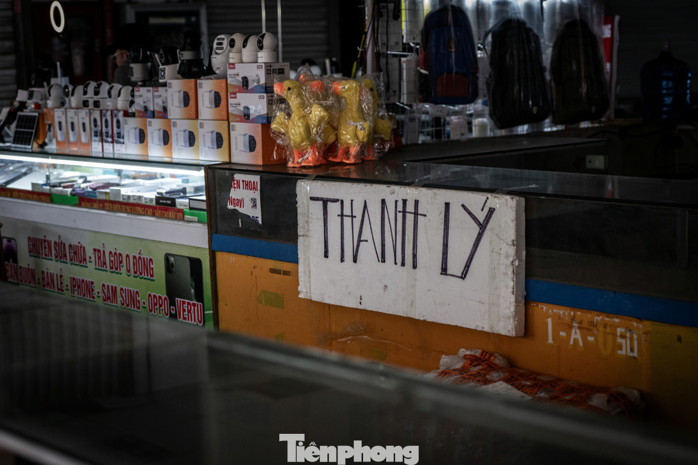 Sốt ruột chợ cửa khẩu M&oacute;ng C&aacute;i gi&aacute;p Tết vắng như... ch&ugrave;a b&agrave; đanh- Ảnh 11.