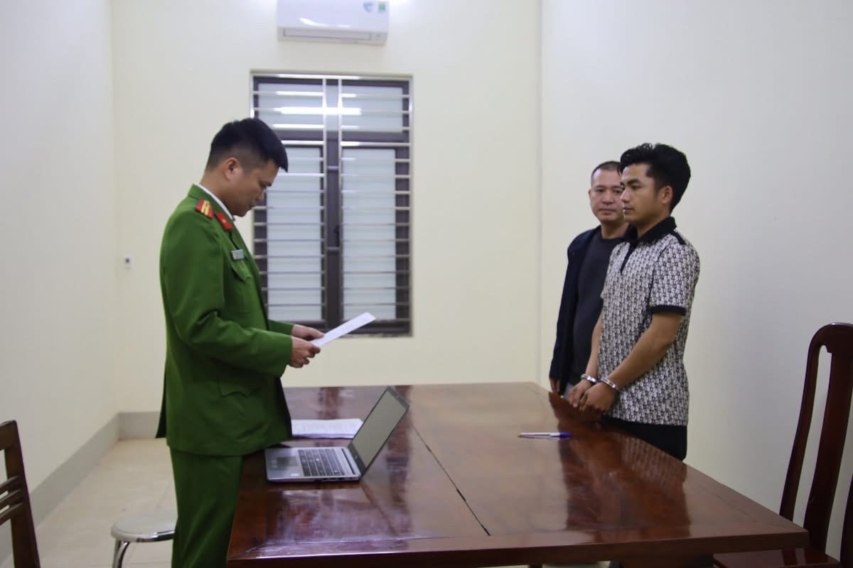 Bắt đối tượng truy n&atilde; nguy hiểm sau hơn 2 năm lẩn trốn ở nước ngo&agrave;i- Ảnh 1.