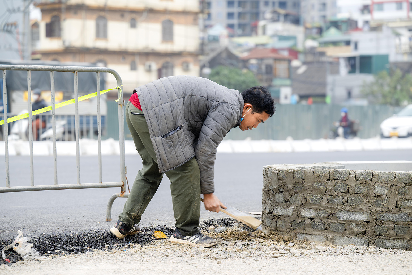 Công nhân làm việc xuyên lễ, đẩy nhanh tiến độ thông xe kỹ thuật hầm chui 778 tỷ đồng ở Hà Nội- Ảnh 4. Công nhân làm việc xuyên lễ, đẩy nhanh tiến độ thông xe kỹ thuật hầm chui 778 tỷ đồng ở Hà Nội- Ảnh 4.