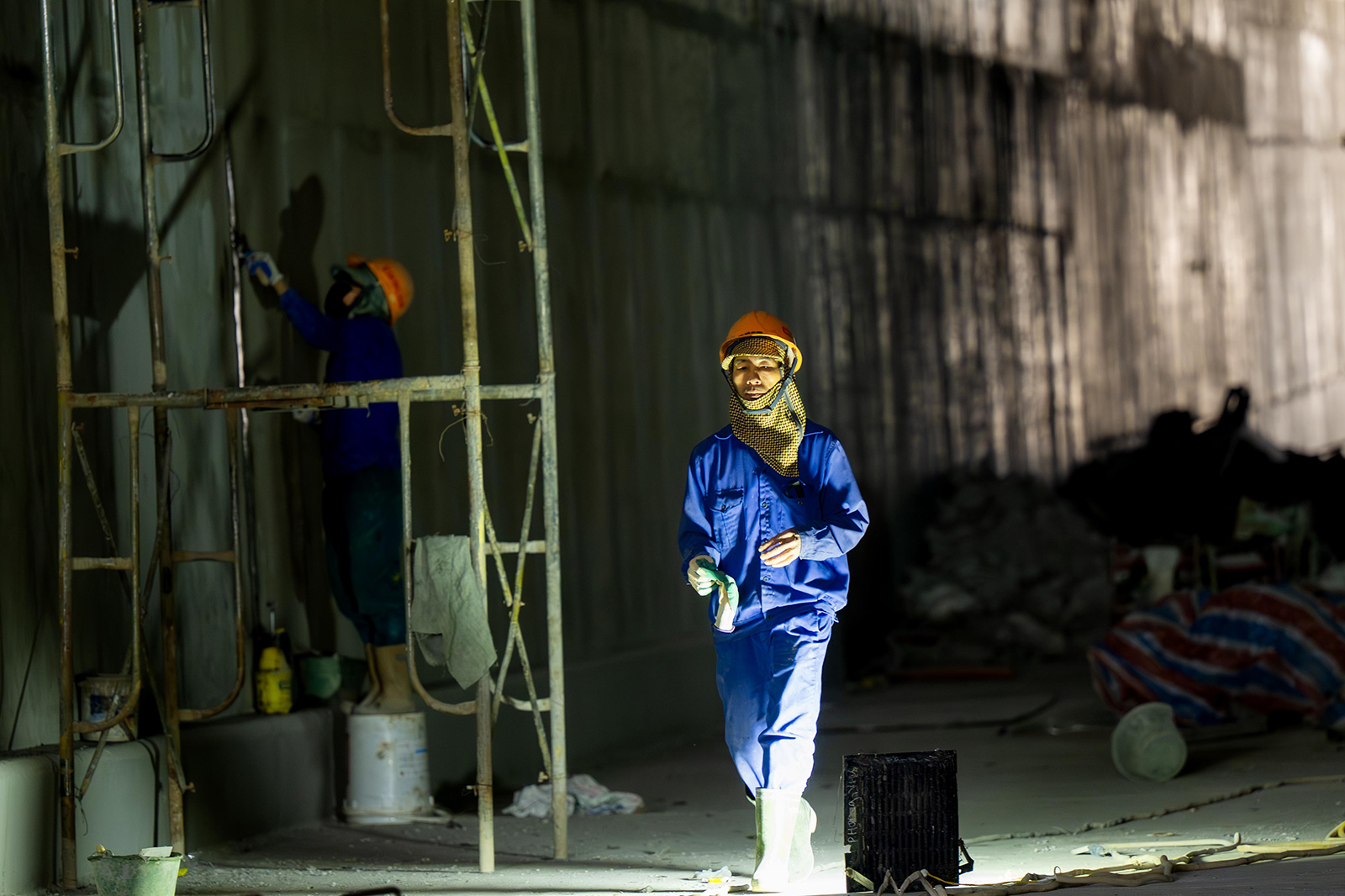 Công nhân làm việc xuyên lễ, đẩy nhanh tiến độ thông xe kỹ thuật hầm chui 778 tỷ đồng ở Hà Nội- Ảnh 13. Công nhân làm việc xuyên lễ, đẩy nhanh tiến độ thông xe kỹ thuật hầm chui 778 tỷ đồng ở Hà Nội- Ảnh 13.