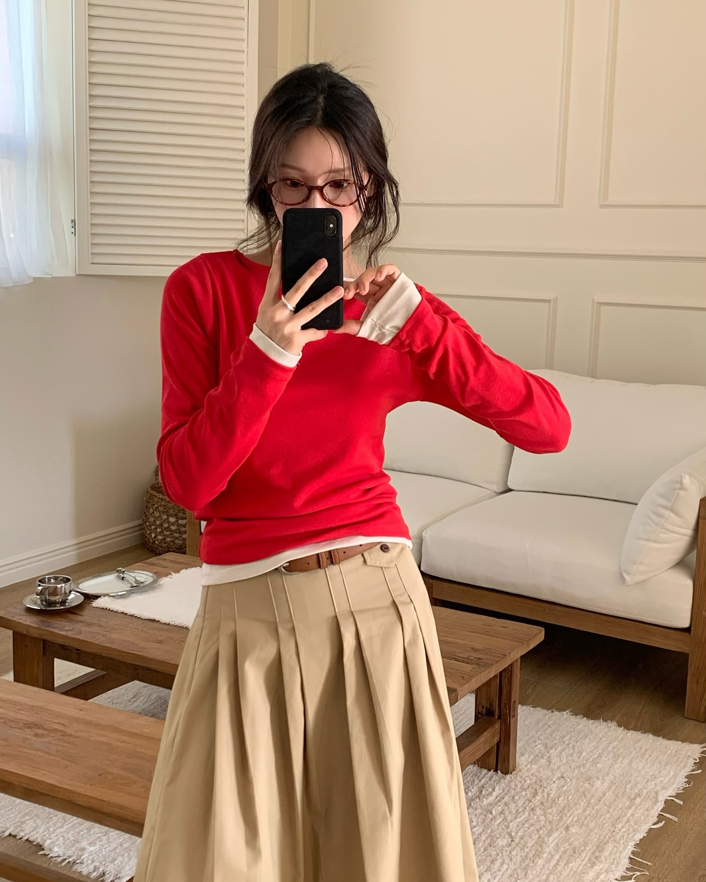 5 m&agrave;u sắc trang phục thịnh h&agrave;nh nhất đầu năm 2026, chị em n&ecirc;n c&oacute; hết để kh&ocirc;ng tụt hậu- Ảnh 2.