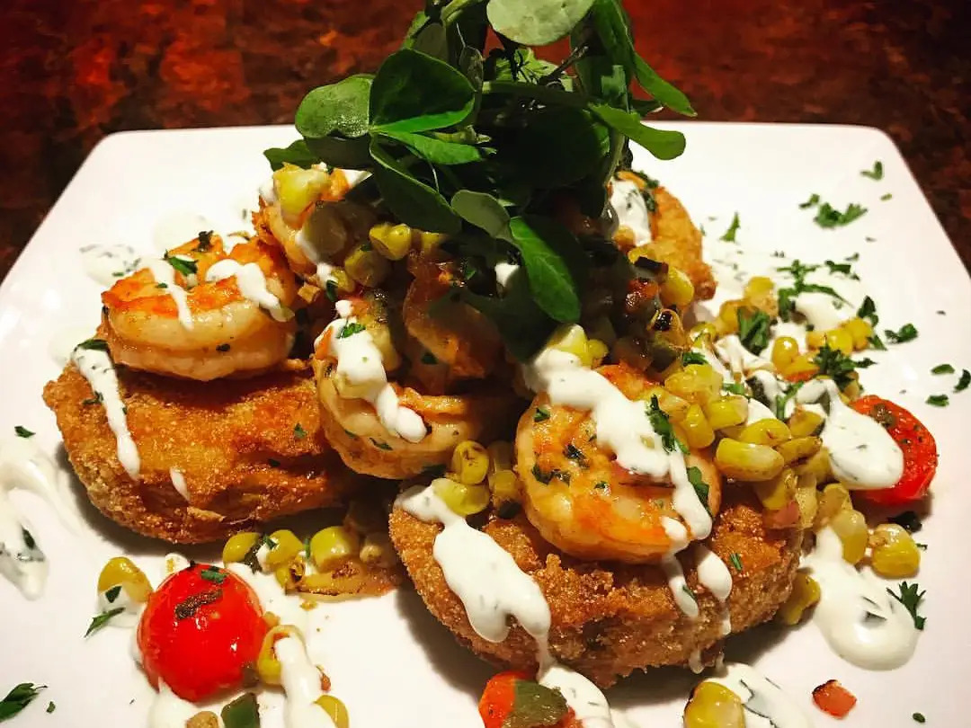 Đa số đồ ăn h&acirc;m n&oacute;ng lại vẫn ngon, nhưng 7 m&oacute;n n&agrave;y rất dễ &ldquo;h&oacute;a độc&rdquo;, thậm ch&iacute; g&acirc;y ung thư- Ảnh 2.