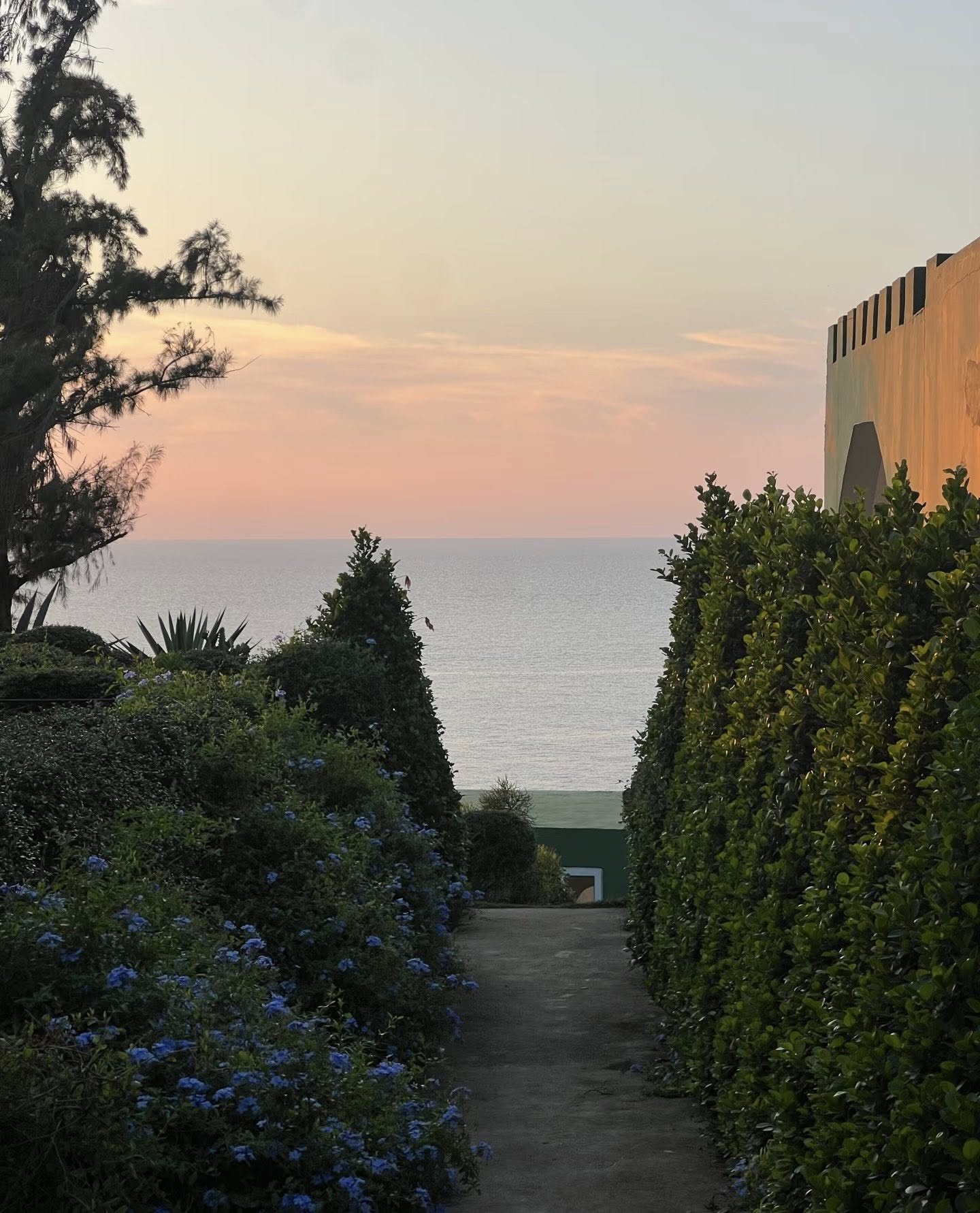 Sự thật về hòn đảo cảnh như phim, được quảng cáo "chỉ cần qua cửa khẩu Móng Cái": Nhiều người đã nhầm- Ảnh 7. Sự thật về hòn đảo cảnh như phim, được quảng cáo "chỉ cần qua cửa khẩu Móng Cái": Nhiều người đã nhầm- Ảnh 7.