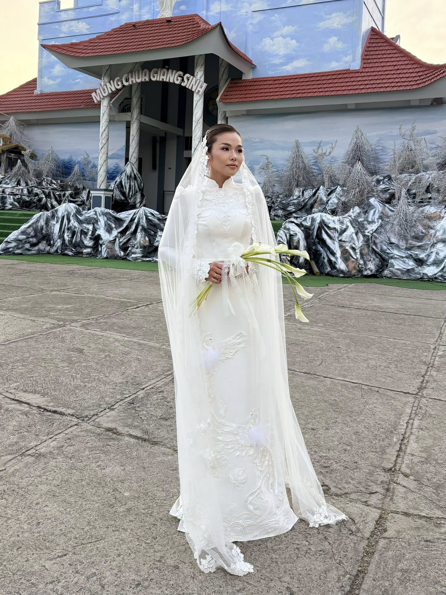 Tin hỷ đầu năm: 1 nữ ca sĩ Việt b&iacute; mật l&ecirc;n xe hoa- Ảnh 3.