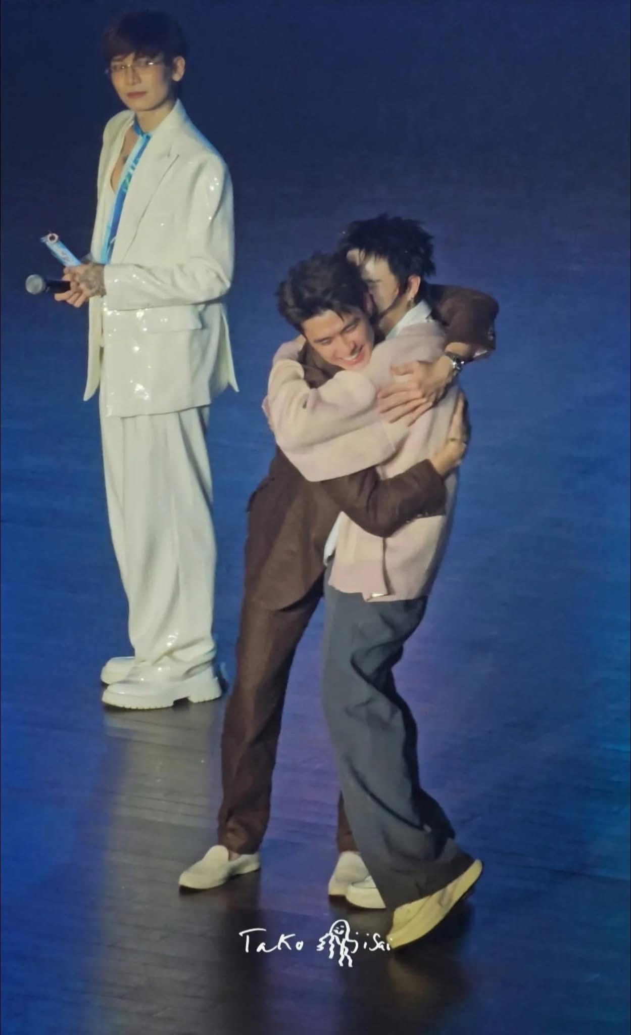 Duy Kh&aacute;nh gặp biến- Ảnh 2.