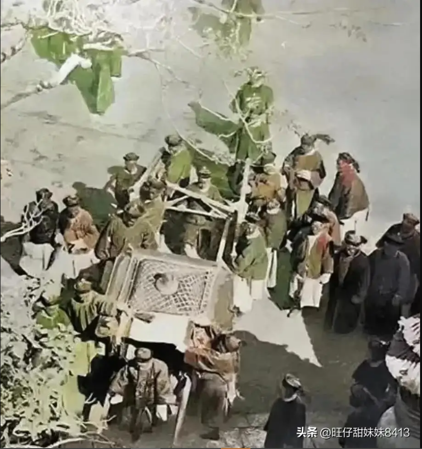 20 ảnh hiếm thời nhà Thanh: Bức hình duy nhất còn lại của Hoàng đế Quang Tự, phim ảnh đã lừa ta thế nào- Ảnh 17. 20 ảnh hiếm thời nhà Thanh: Bức hình duy nhất còn lại của Hoàng đế Quang Tự, phim ảnh đã lừa ta thế nào- Ảnh 17.