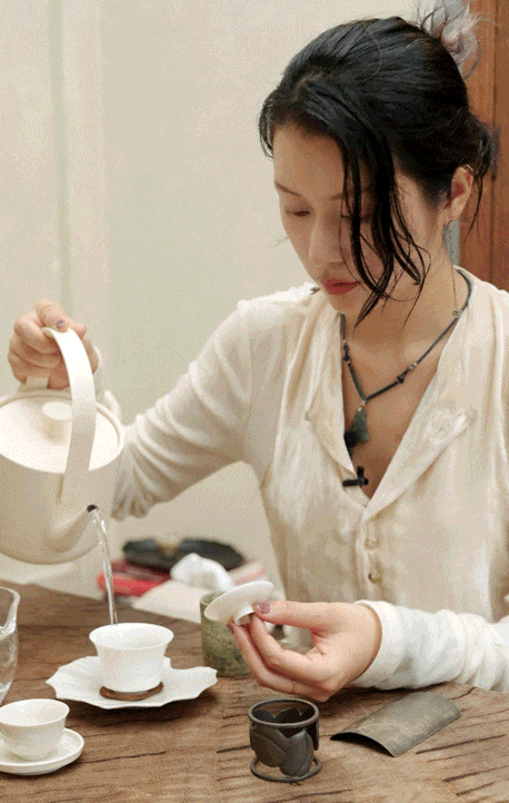 Ti&ecirc;u tiền &ldquo;phung ph&iacute; m&agrave; vẫn th&ocirc;ng minh&rdquo;: C&ocirc; g&aacute;i 9x kh&ocirc;ng đi l&agrave;m văn ph&ograve;ng, thu&ecirc; nh&agrave; ở trung t&acirc;m nhưng vẫn sống tốt nhờ một tư duy t&agrave;i ch&iacute;nh rất kh&aacute;c- Ảnh 2.