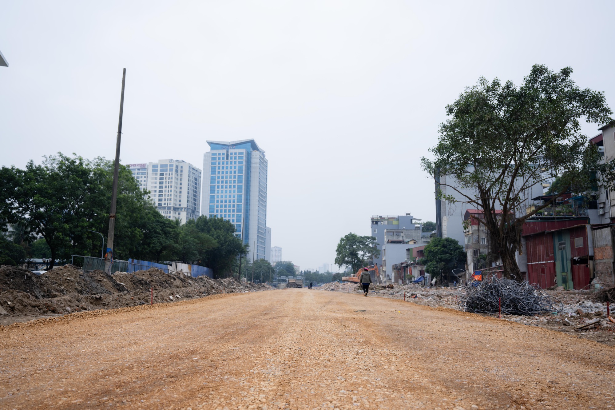 Nhìn toàn cảnh tuyến đường Vành đai 1 đoạn Hoàng Cầu - Voi Phục sau giải tỏa: Diện mạo đô thị dần thành hình!- Ảnh 18. Nhìn toàn cảnh tuyến đường Vành đai 1 đoạn Hoàng Cầu - Voi Phục sau giải tỏa: Diện mạo đô thị dần thành hình!- Ảnh 18.