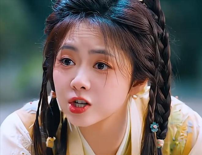 Đàm Tùng Vận cưa sừng làm nghé mãi không biết ngượng à?- Ảnh 1. Đàm Tùng Vận cưa sừng làm nghé mãi không biết ngượng à?- Ảnh 1.