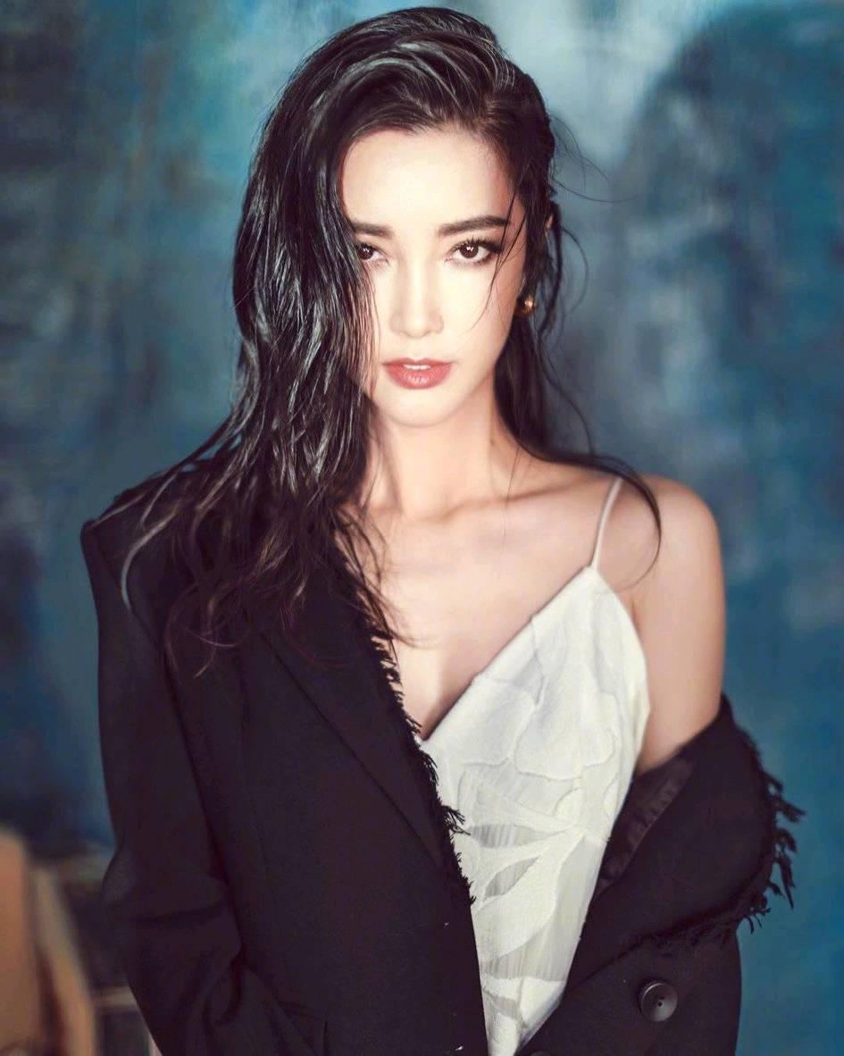 C&ocirc; g&aacute;i c&oacute; gia t&agrave;i 3.700 tỷ khiến Phạm Băng Băng thua cuộc bỏ chạy giờ ra sao?- Ảnh 4.