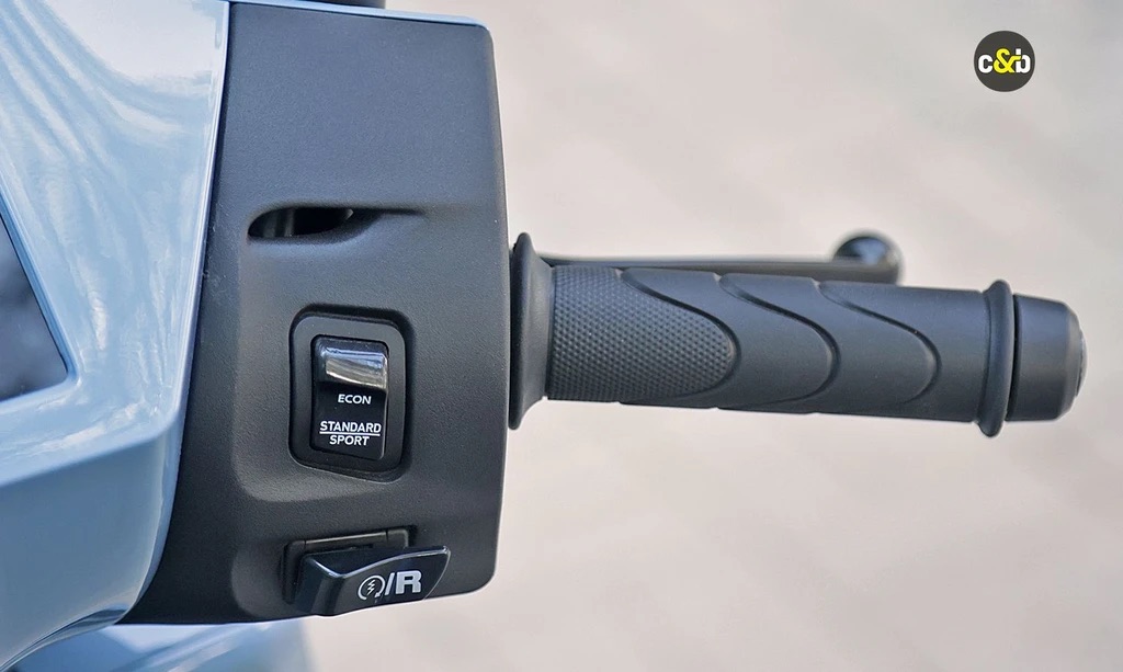 Xe m&aacute;y điện Honda Activa e: d&aacute;ng như Lead, gi&aacute; quy đổi hơn 35 triệu đồng, m&agrave;n h&igrave;nh to, chạy hơn 100km/sạc c&oacute; ra mắt Việt Nam th&aacute;ng n&agrave;y?- Ảnh 16.