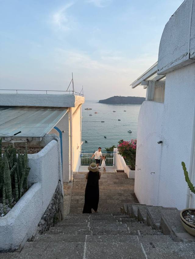 Sự thật về hòn đảo cảnh như phim, được quảng cáo "chỉ cần qua cửa khẩu Móng Cái": Nhiều người đã nhầm- Ảnh 11. Sự thật về hòn đảo cảnh như phim, được quảng cáo "chỉ cần qua cửa khẩu Móng Cái": Nhiều người đã nhầm- Ảnh 11.