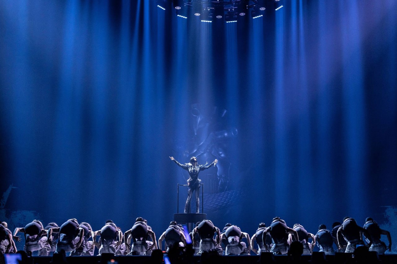 Mỹ nh&acirc;n kh&ocirc;ng tuổi chi 760 tỷ đồng l&agrave;m concert: Mang cả "khu vườn lạc th&uacute;" l&ecirc;n s&acirc;n khấu, đẳng cấp "thi&ecirc;n hậu" kh&ocirc;ng thể ế v&eacute;- Ảnh 6.