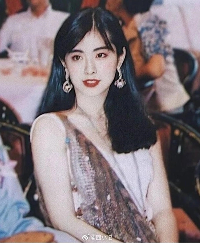 Gương mặt biến dạng th&ecirc; thảm của mỹ nh&acirc;n sở hữu nhan sắc "khiến cả thi&ecirc;n hạ quỳ phục"- Ảnh 6.