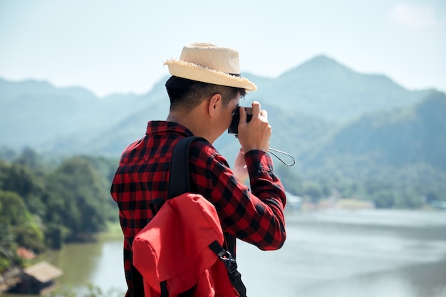 V&igrave; sao con người lu&ocirc;n cảm thấy mệt mỏi hơn sau kỳ nghỉ d&agrave;i? Chuy&ecirc;n gia c&oacute; c&acirc;u l&yacute; giải bất ngờ- Ảnh 2.