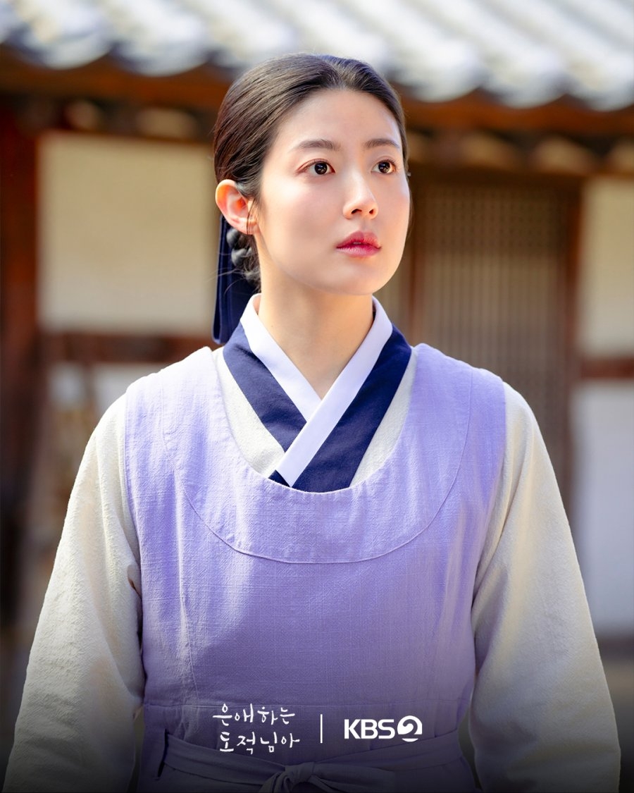 Mở m&agrave;n 2026 bằng phim H&agrave;n n&agrave;y l&agrave; đ&uacute;ng b&agrave;i: Nữ ch&iacute;nh diễn đỉnh đi&ecirc;n, v&egrave;o c&aacute;i hết 2 tập giờ kh&ocirc;ng biết sống sao- Ảnh 4.