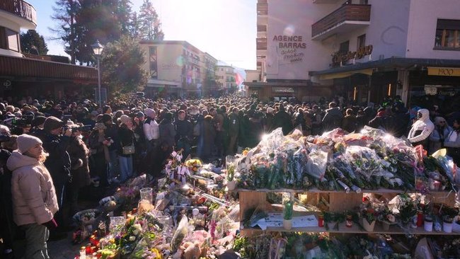 Vụ ch&aacute;y qu&aacute;n bar khiến 155 người thương vong ở Thuỵ Sĩ: Một nửa số người tử vong dưới 18 tuổi, nạn nh&acirc;n nhỏ nhất mới 14- Ảnh 3.