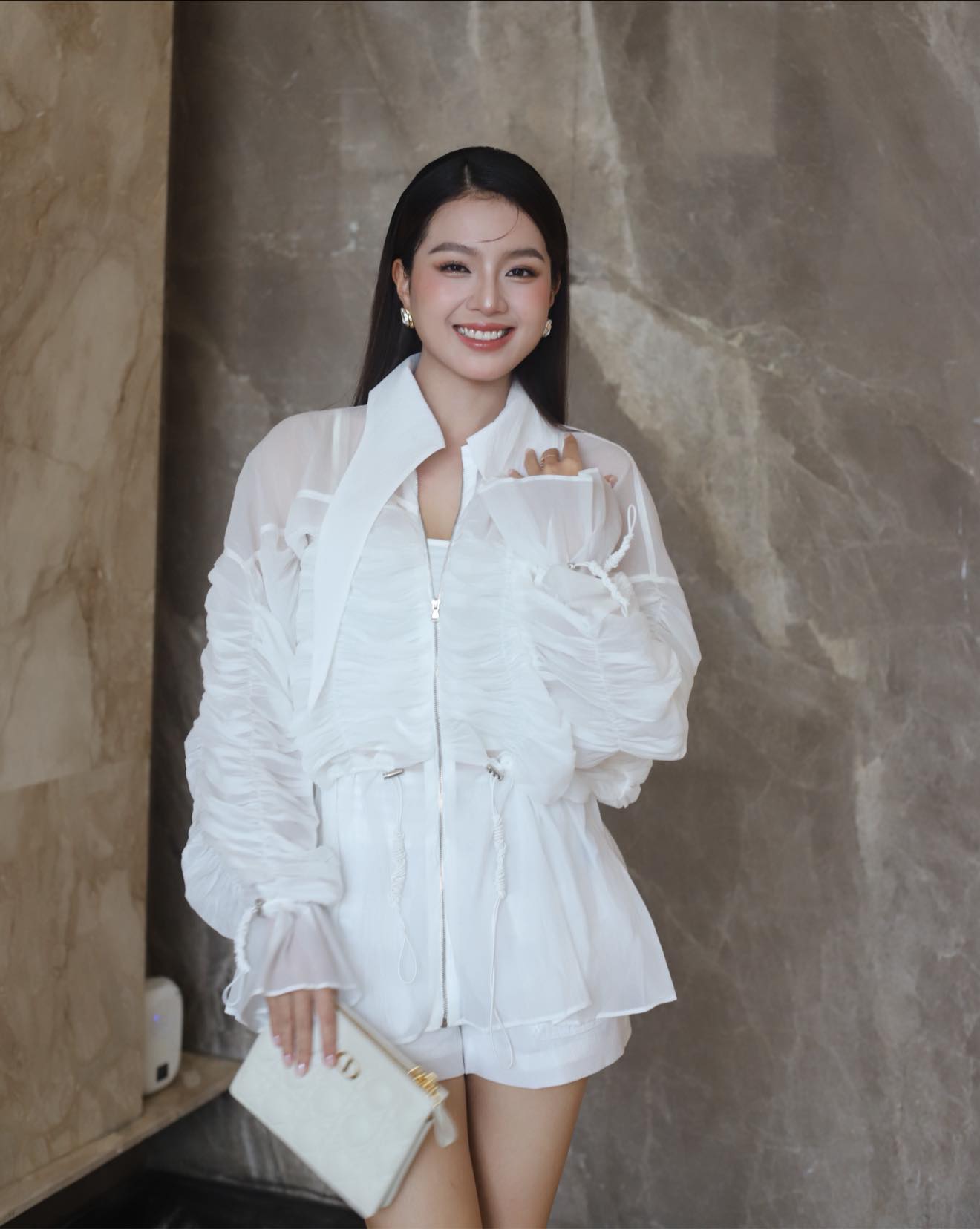 Ở Việt Nam c&oacute; 1 gương mặt chưa qu&aacute; nổi tiếng nhưng n&oacute;i về ĐẸP th&igrave; ai cũng đ&ograve;i "bảo tồn"- Ảnh 7.