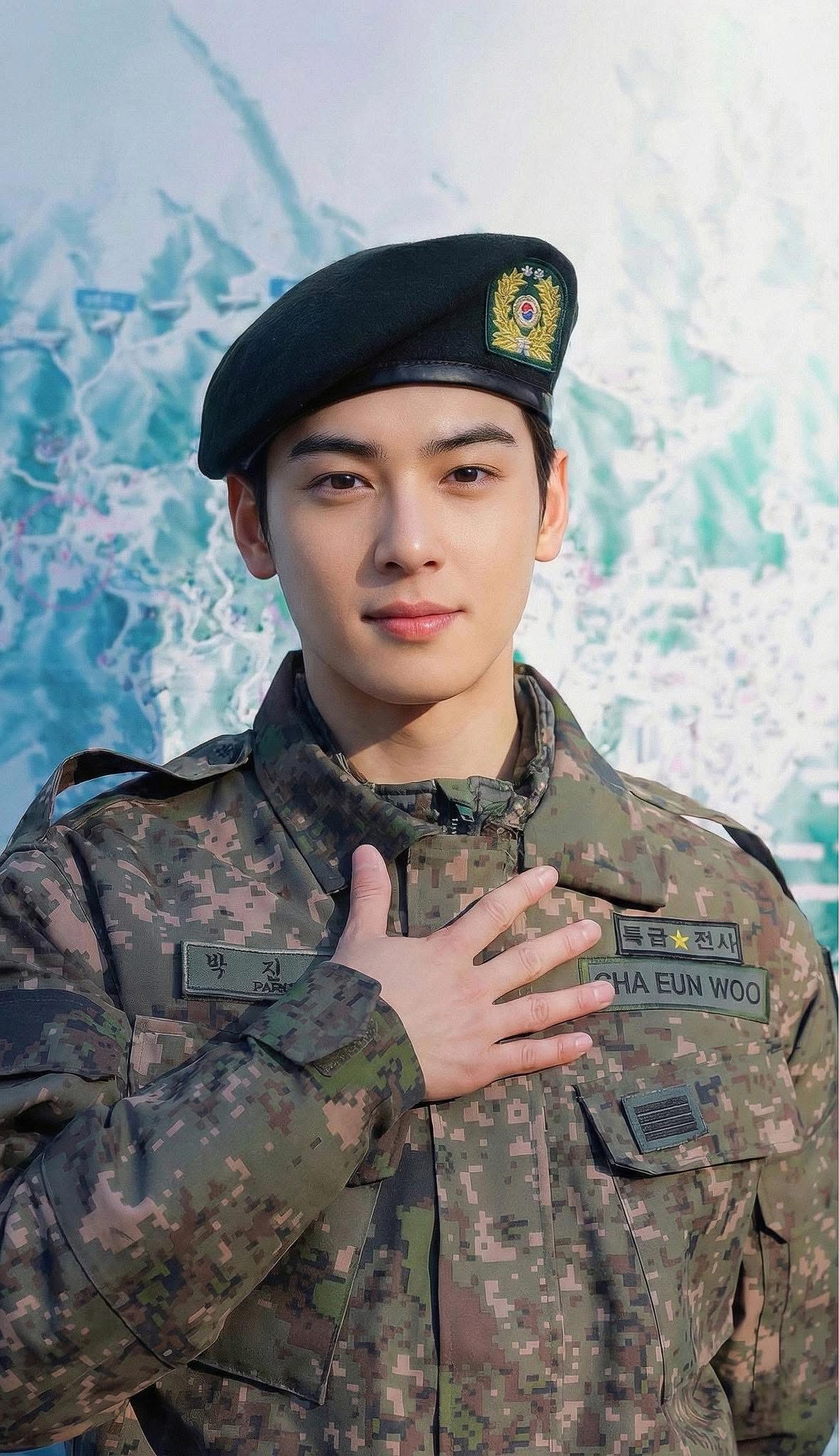 Showbiz c&oacute; mỹ nam IQ xuất ch&uacute;ng, thi&ecirc;n t&agrave;i gương mặt được Bộ Quốc ph&ograve;ng chọn l&agrave;m đại diện th&uacute;c đẩy kinh tế quốc gia- Ảnh 6.