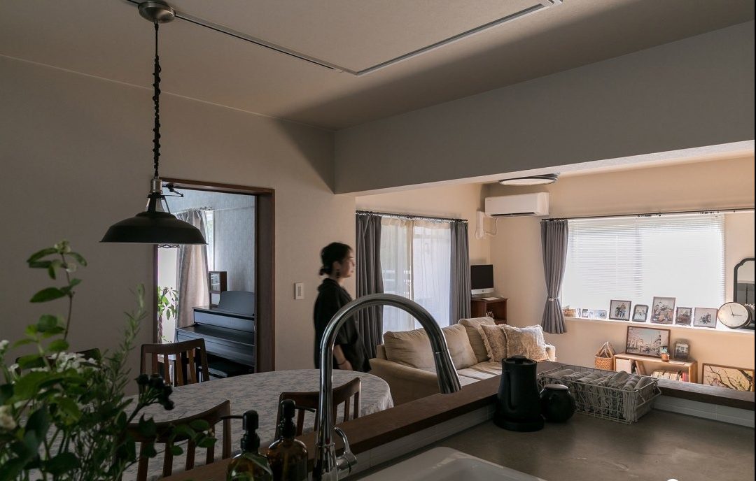 Nữ nghệ sĩ 48 tuổi kh&ocirc;ng chồng con, một m&igrave;nh trong căn hộ 62m2: 