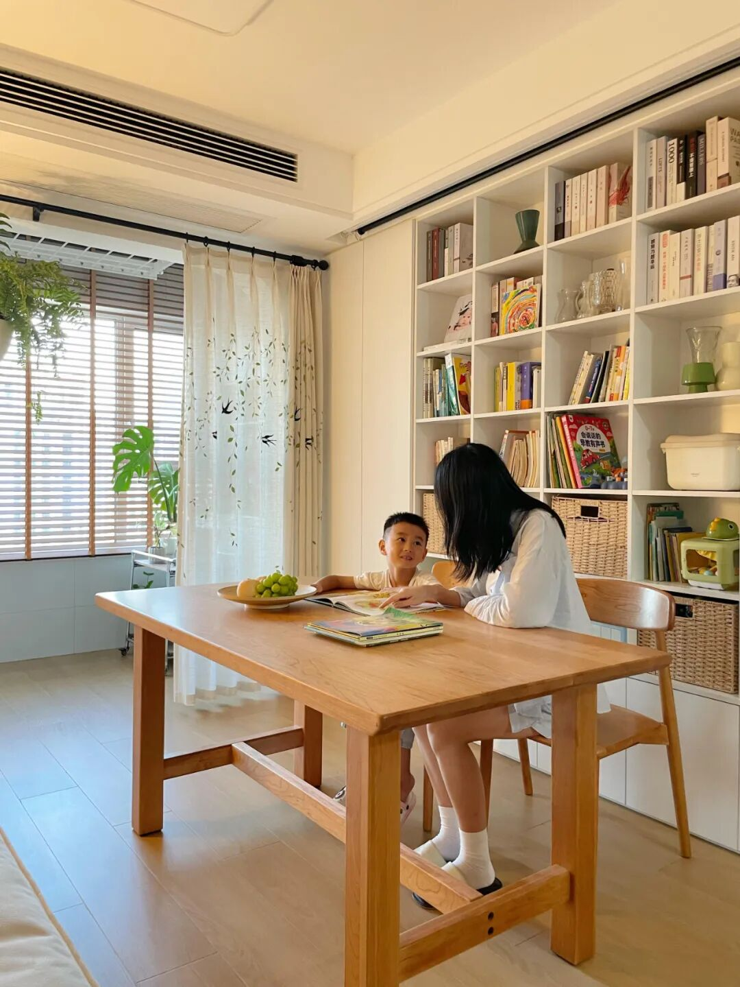 Nh&igrave;n nh&agrave; h&agrave;ng x&oacute;m m&agrave; t&ocirc;i muốn xỉu: 6 thiết kế qu&aacute; ti&ecirc;n tiến khiến t&ocirc;i nhận ra&hellip; nh&agrave; m&igrave;nh đang &ldquo;sống ở qu&aacute; khứ&rdquo;!- Ảnh 3.