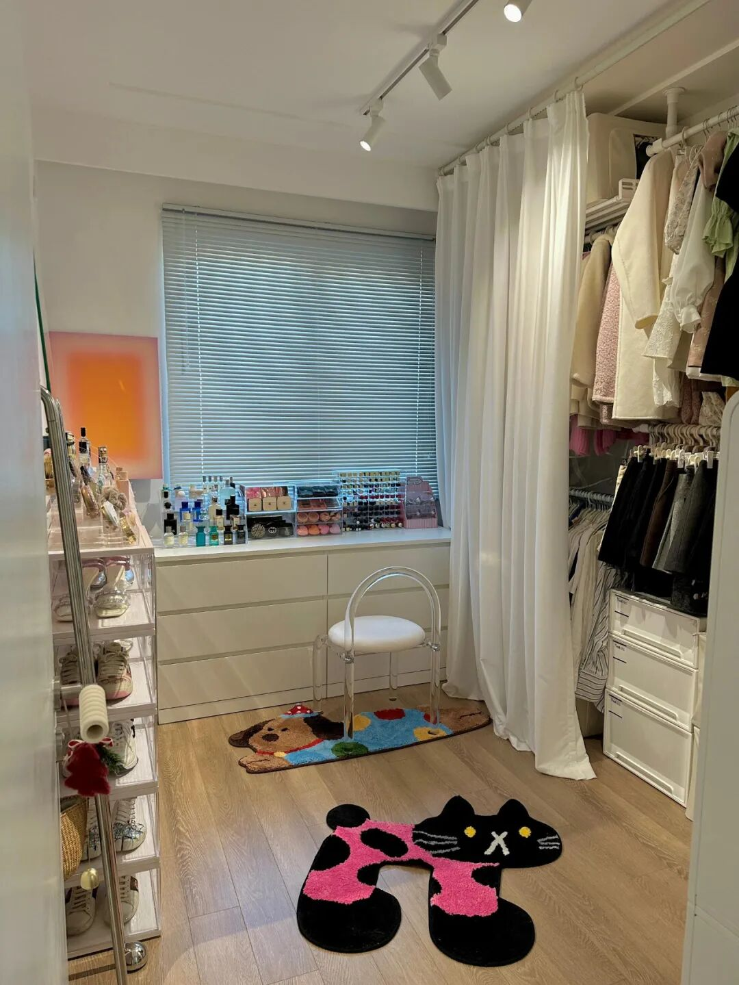 Nh&igrave;n nh&agrave; h&agrave;ng x&oacute;m m&agrave; t&ocirc;i muốn xỉu: 6 thiết kế qu&aacute; ti&ecirc;n tiến khiến t&ocirc;i nhận ra&hellip; nh&agrave; m&igrave;nh đang &ldquo;sống ở qu&aacute; khứ&rdquo;!- Ảnh 6.