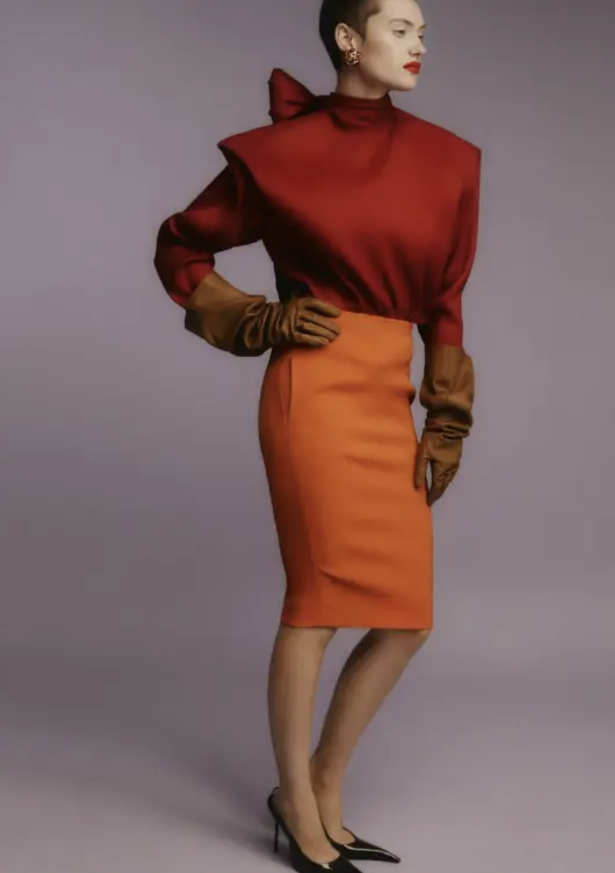 Diện đồ m&ugrave;a đ&ocirc;ng sao cho kh&ocirc;ng bị "nuốt d&aacute;ng"? Chi&ecirc;u "tam gi&aacute;c ngược" để vai th&ocirc; h&oacute;a sang chảnh, lưng g&ugrave; th&agrave;nh si&ecirc;u mẫu- Ảnh 17.