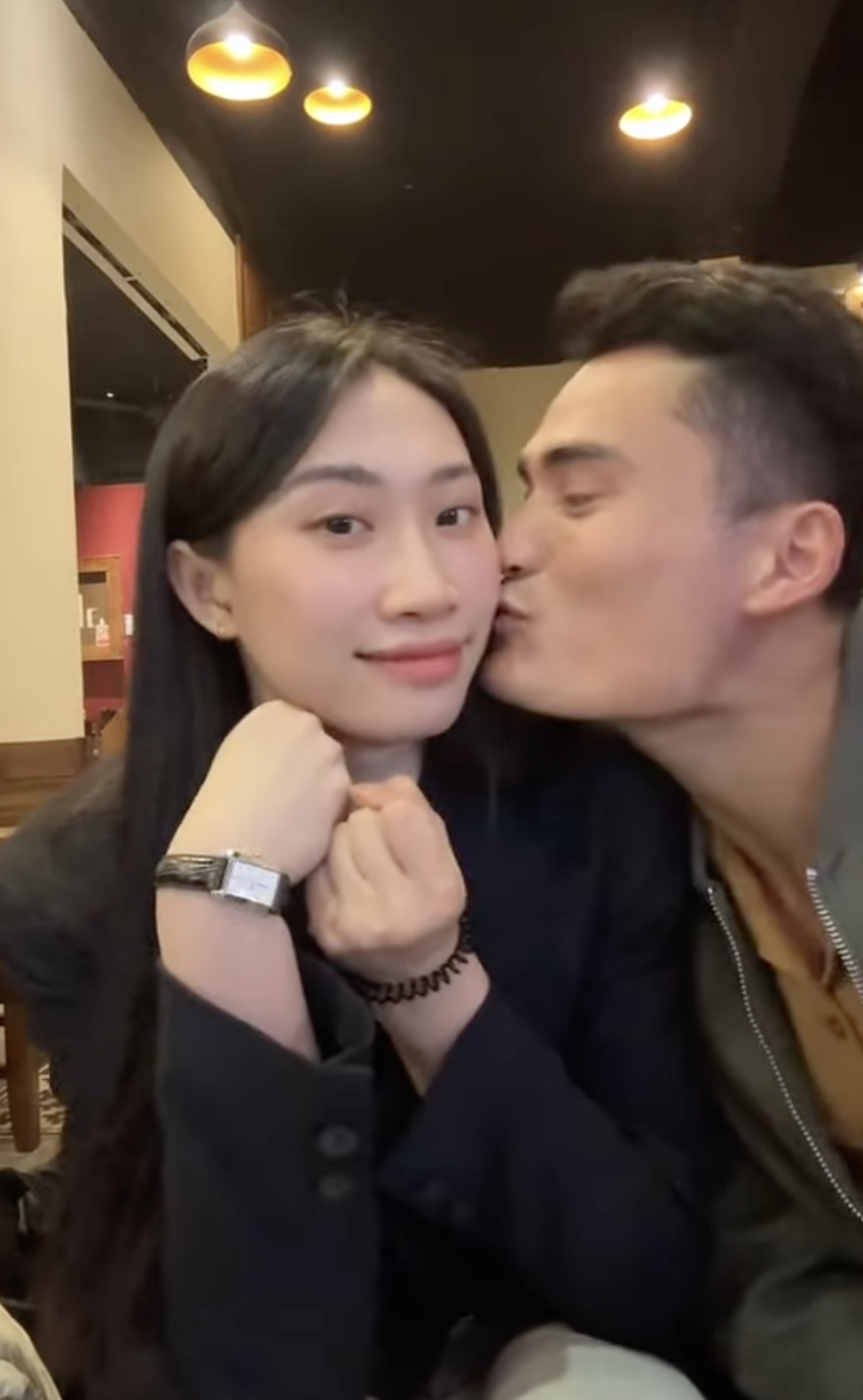 Rộ tin hotgirl bóng chuyền Nguyệt Anh sắp cưới Rộ tin hotgirl bóng chuyền Nguyệt Anh sắp cưới