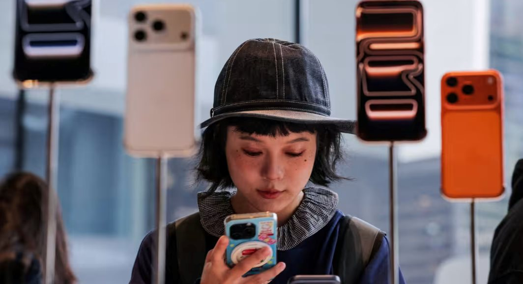 Chiếc điện thoại phơi b&agrave;y hệ sinh th&aacute;i phức tạp tại Trung Quốc: Bị ứng dụng ng&acirc;n h&agrave;ng từ chối giao dịch, Taobao, Alipay đồng loạt tẩy chay- Ảnh 1.