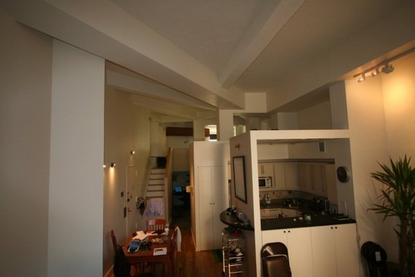 Nh&agrave; mắc 5 lỗi n&agrave;y, cả đời ngh&egrave;o bền vững- Ảnh 1.