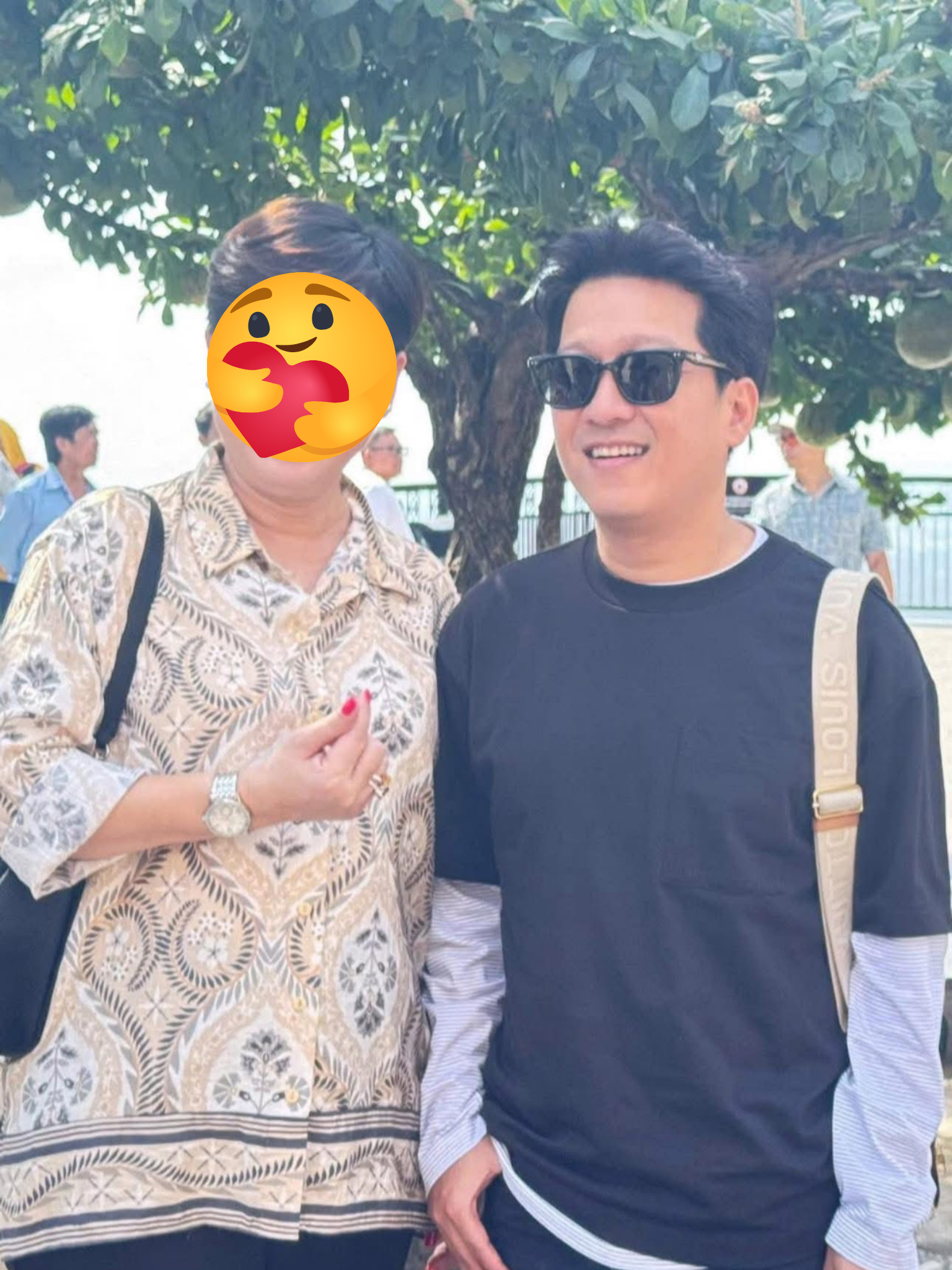 Bắt gặp Nh&atilde; Phương cận ng&agrave;y l&acirc;m bồn, th&aacute;i độ khi kh&aacute;n giả xin chụp ảnh như thế n&agrave;o?- Ảnh 2.