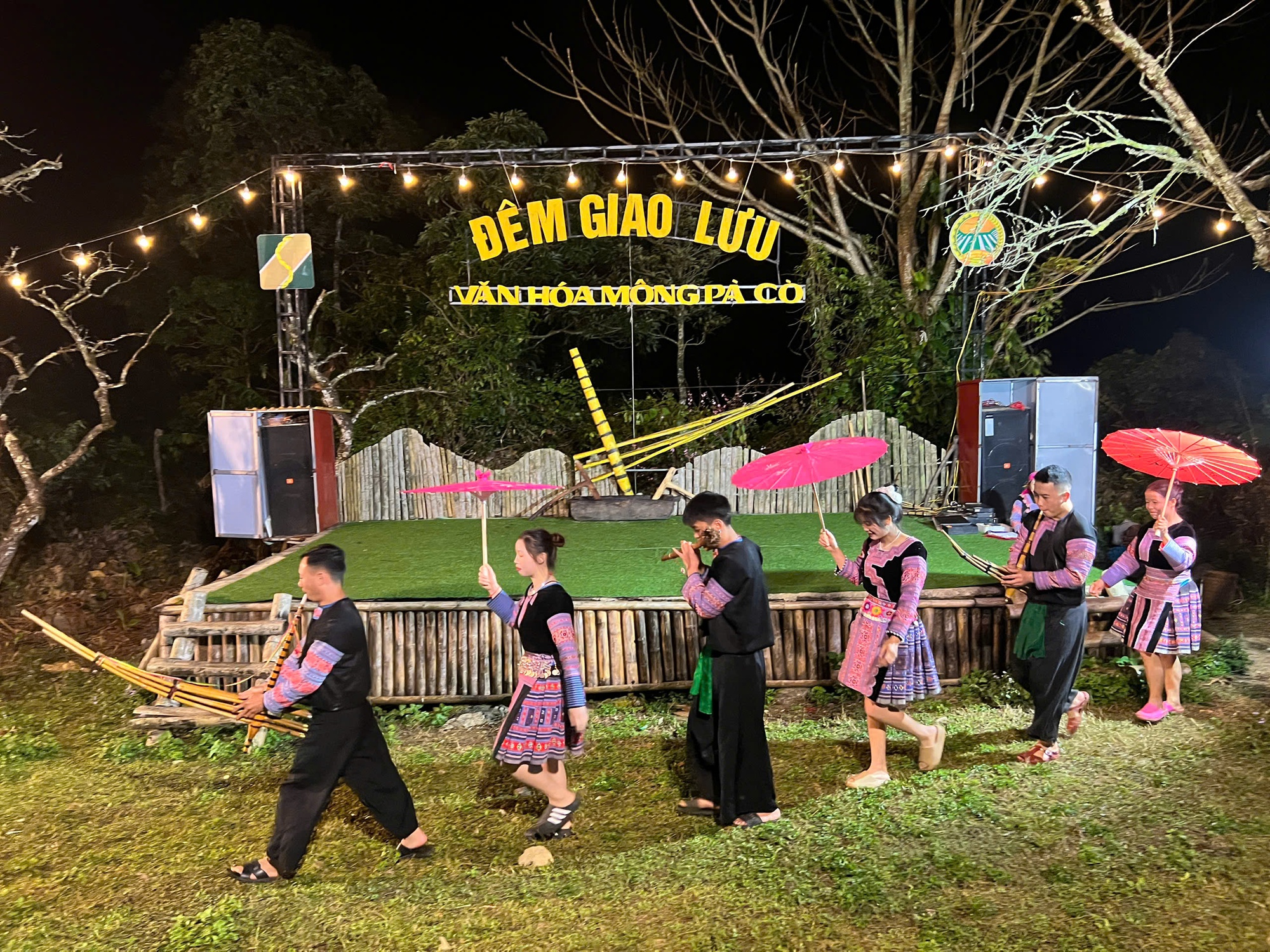 P&agrave; C&ograve;: Từ &ldquo;điểm n&oacute;ng&rdquo; an ninh đến điểm s&aacute;ng du lịch cộng đồng- Ảnh 4.