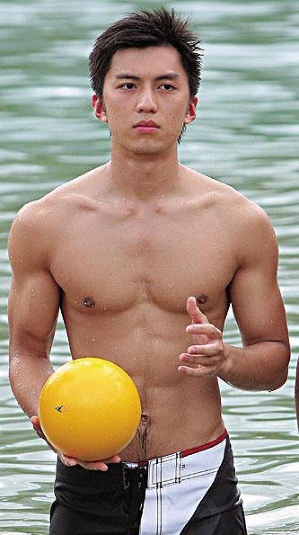 Nam vương lấy con g&aacute;i rượu đại gia, hứa 