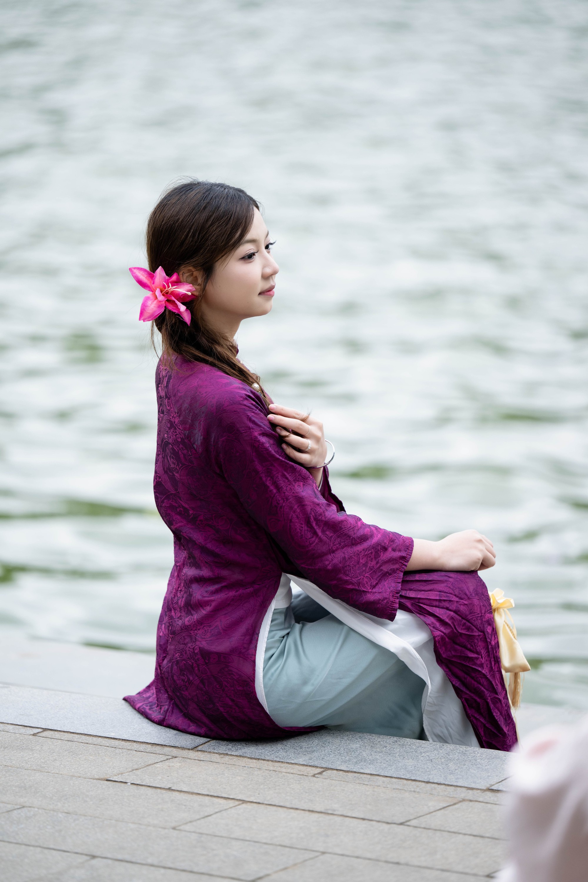 Hội n&agrave;ng thơ H&agrave; Nội vượt r&eacute;t s&acirc;u đi chụp &aacute;o d&agrave;i, 