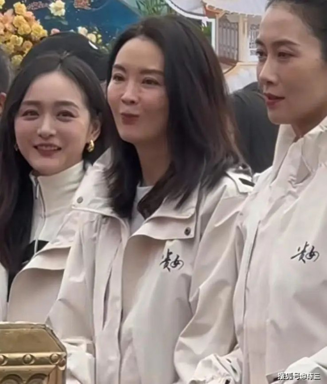 Nhan sắc giả dối của mỹ nh&acirc;n đẹp nhất Ho&agrave;n Ch&acirc;u C&aacute;ch C&aacute;ch- Ảnh 6.