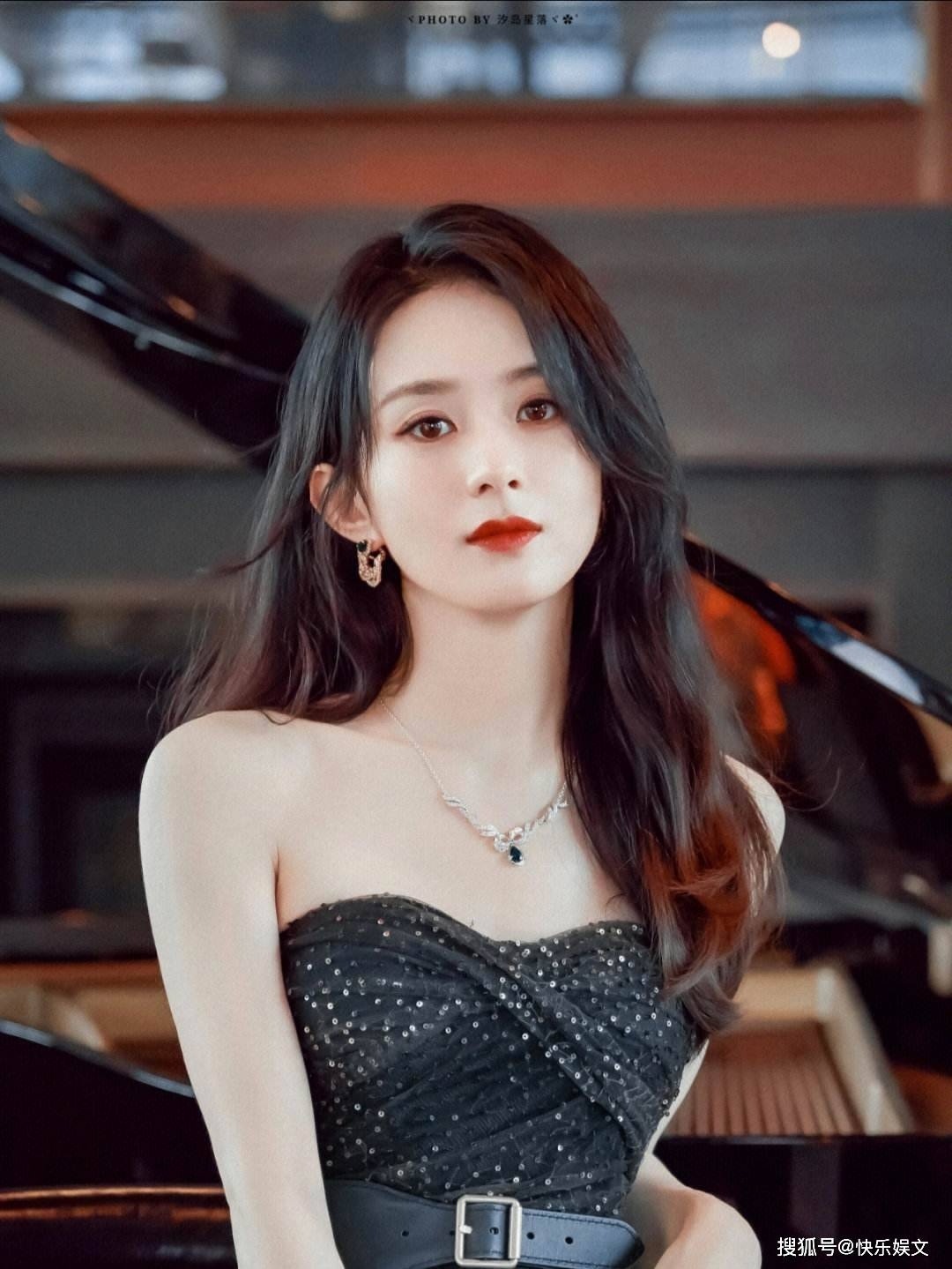 N&aacute;o loạn nhất MXH xứ Trung b&acirc;y giờ l&agrave; BXH mỹ nh&acirc;n g&aacute;nh phim: Triệu Lệ Dĩnh vững ng&ocirc;i vương, Bạch Lộc g&acirc;y hoang mang v&igrave; bất ngờ xuất hiện- Ảnh 2.