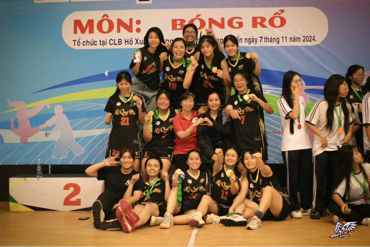 Hỏi ngược hội đồng tuyển sinh một câu "tréo ngoe", nữ sinh TP.HCM "ẵm" luôn học bổng xịn sò, còn học được bài học quý- Ảnh 4. Hỏi ngược hội đồng tuyển sinh một câu "tréo ngoe", nữ sinh TP.HCM "ẵm" luôn học bổng xịn sò, còn học được bài học quý- Ảnh 4.