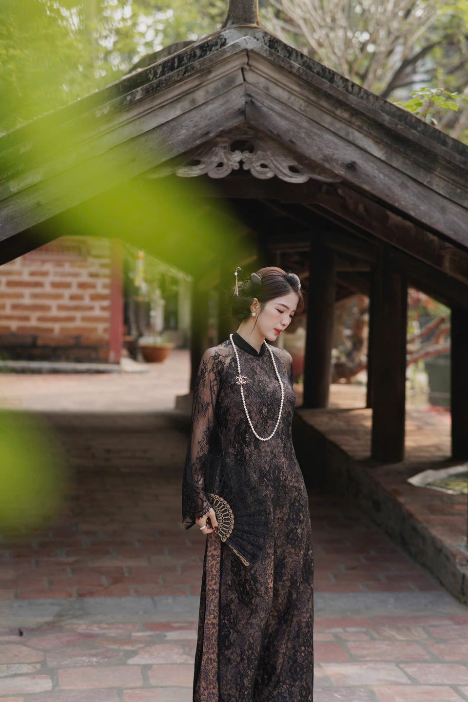 Không còn đỏ, hồng quen thuộc, áo dài Tết 2026 Không còn đỏ, hồng quen thuộc, áo dài Tết 2026